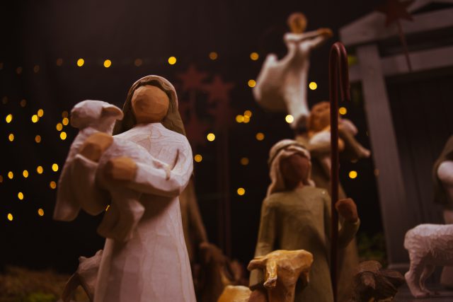 churches: wooden figures in a nativity scene